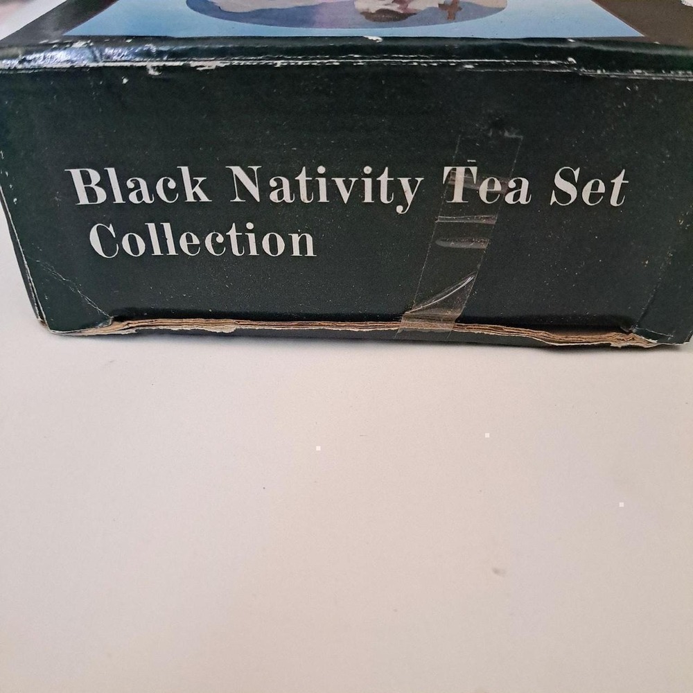 1996 Youngs Black Nativity Tea Set 8 Pc Collectible Christmas Stable Figurines - Picture 4 of 8